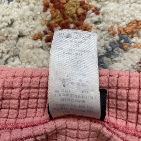 Patagonia- Women’s M- R1 Flash Pullover- Pink - Picture 5 of 8
